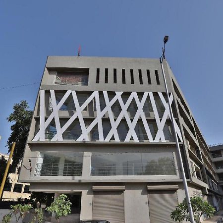 Shree Krishna Palace Hotel Ahmedabad Exterior foto